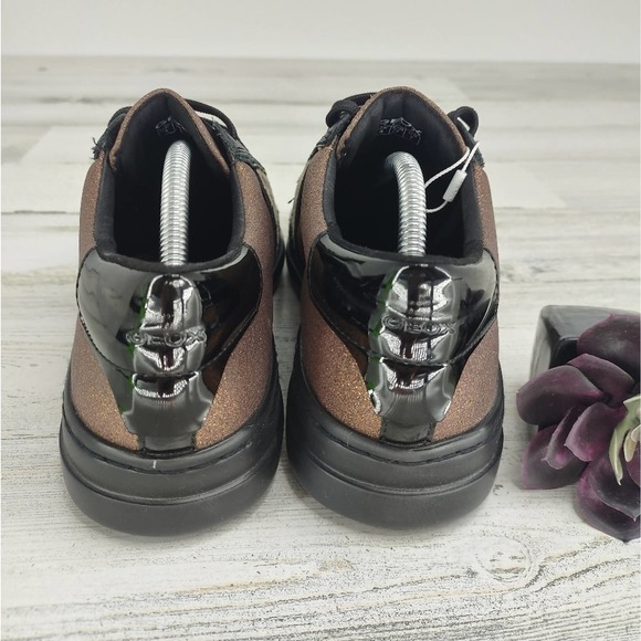 Geox Black Patent Leather Glitter Sneakers Lace Up Size 7 - Picture 4 of 7